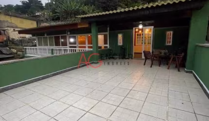 Casa para alugar no bairro Cascata dos Amores - Teresópolis/RJ