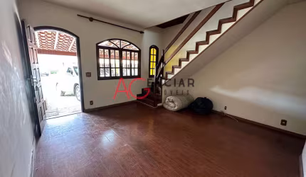 Casa à venda no bairro Parque São Luiz - Teresópolis/RJ