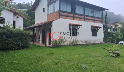 Casa à venda no bairro Carlos Guinle - Teresópolis/RJ