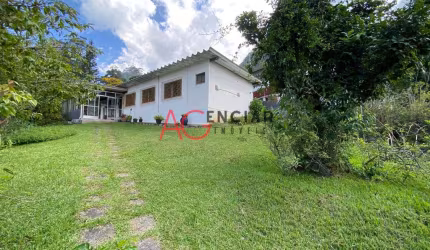 Casa à venda no bairro Granja Guarani - Teresópolis/RJ