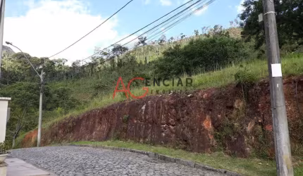 Terreno à venda no bairro Tijuca - Teresópolis/RJ