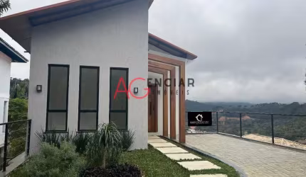 Casa à venda no bairro Albuquerque - Teresópolis/RJ