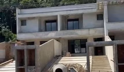 SOBRADO GEMINADO no ANITA GARIBALDI com 3 quartos para VENDA, 141 m²