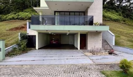 CASA EM CONDOMÍNIO FECHADO no VILA NOVA com 3 quartos para VENDA, 299 m²