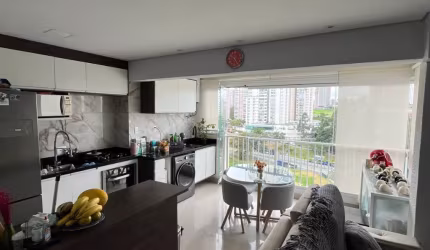 Apartamento Semi mobiliado com 2 quartos  em Alphaville