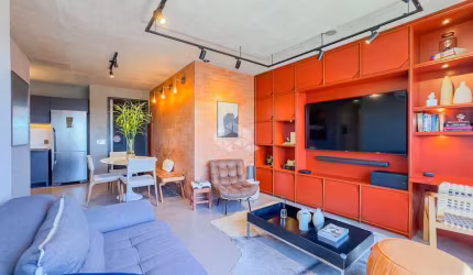 Apartamento mobiliado, 69m², 2 quartos com 2 vagas de garagem no bairro Petrópolis.