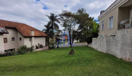 Terreno para venda de 616 m2 em Alphaville 10
