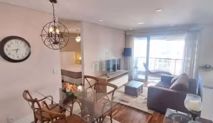 Apartamento com 1 dormitório para alugar, 50m² por R$ 5.780/mês -Alphaville
