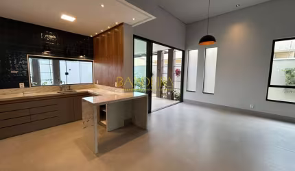 Casa para Venda em Caldas Novas, Turista II, 3 dormitórios, 1 suíte, 3 banheiros, 3 vagas