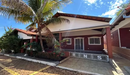 Casa em Condomínio para Venda em Caldas Novas, Mansoes das Aguas Quentes, 3 dormitórios, 1 suíte, 2 banheiros, 2 vagas