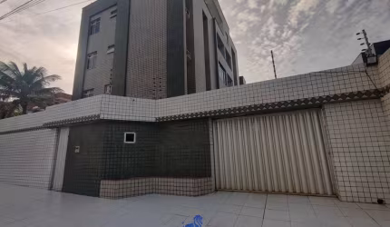Apartamento à venda no bairro Praia do Futuro I - Fortaleza/CE