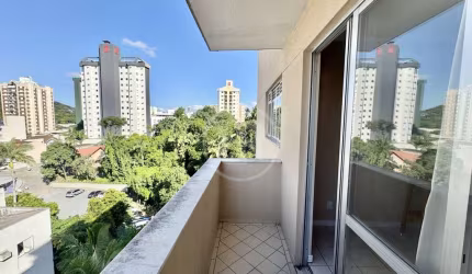 Apartamento com 1 quarto para alugar no Victor Konder, Blumenau , 69 m2 por R$ 1.550