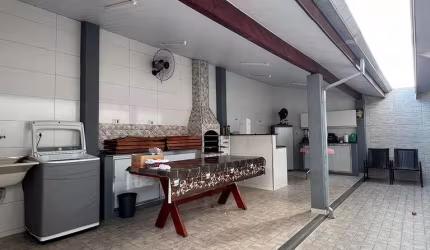 Casa à Venda em Parque dos Eucaliptos - 3 Dorms por R$499Mil