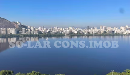 Apartamento com direito a vista mais bonita da zona sul do Rio de Janeiro