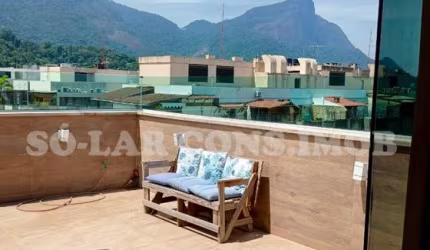 COBERTURA DUPLEX NA GÁVEA, VISTA LIVRE PARA O CRISTO, LAGOA.