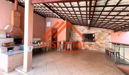 Casa à venda, 3 quartos, 1 suíte, 5 vagas, Castelo - Belo Horizonte/MG