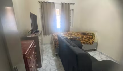 Sobrado de 236 m² no Rudge Ramos - SBC - 2 dormitórios, 2 vagas, quintal e  edícula