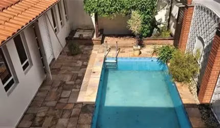 Sobrado a venda no bairro Barcelona, SCS - 298 m², 4 dormitórios, piscina, 3 vagas de garagem