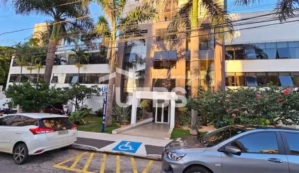 Apartamento no Setor Bueno,  13º andar. Três suítes plenas. A melhor área de lazer da região.