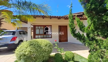 Casa com 2 quartos à venda na Humaita, 115, Duque de Caxias, São Leopoldo por R$ 585.000
