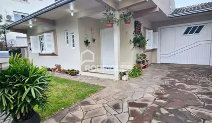 Casa com 2 quartos à venda na Rua Orestes Samuel Canosa, 173, Santa Teresa, São Leopoldo por R$ 580.000
