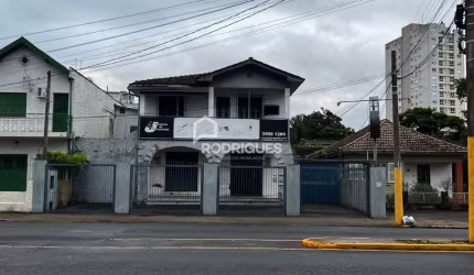 Casa comercial à venda na Avenida Theodomiro Porto da Fonseca, 257, Centro, São Leopoldo por R$ 1.180.000