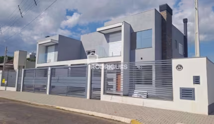 Casa com 2 quartos à venda na Rua Corte Real, 29, Scharlau, São Leopoldo por R$ 699.000