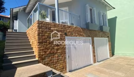 Casa com 4 quartos à venda na Avenida Imperatriz Leopoldina, 3273, Feitoria, São Leopoldo por R$ 765.000