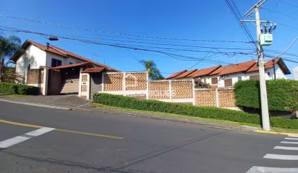 Casa em condomínio fechado com 3 quartos para alugar na Rua Juliana Fortuna, 51, Campestre, São Leopoldo por R$ 2.560