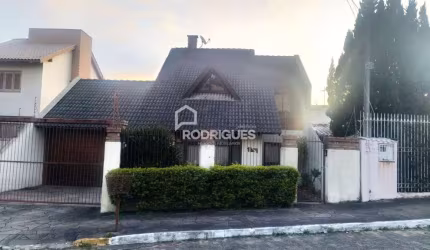 Casa com 3 quartos para alugar na Rua Luiz Ebling, 163, Santo André, São Leopoldo por R$ 10.000