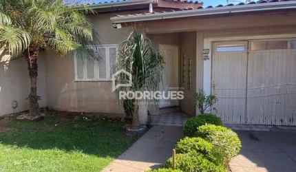 Casa com 2 quartos à venda na Avenida Maria Emília de Paula, 649, Campestre, São Leopoldo por R$ 320.000