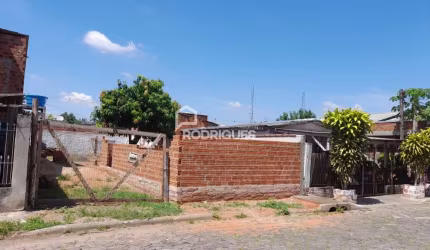 Terreno à venda na Francisco Soares Cardoso, 44, Santos Dumont, São Leopoldo por R$ 120.000