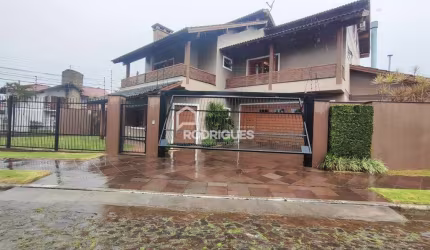 Casa com 4 quartos à venda na Padre Cristóvão de Mendoza, 50, Cristo Rei, São Leopoldo por R$ 1.790.000