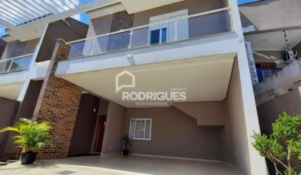 Casa com 3 quartos à venda na Rua Everest, 230, Pinheiro, São Leopoldo por R$ 580.000