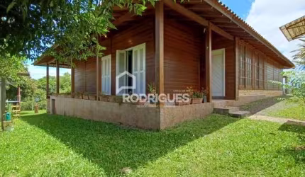 Casa com 2 quartos para alugar na Rua Tarcílio Nunes, 1838, Campestre, São Leopoldo por R$ 2.400