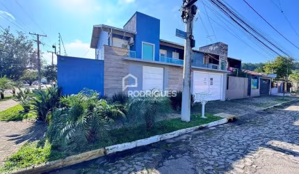 Casa com 3 quartos à venda na Rua Dona Isabel, 214, Rio Branco, São Leopoldo por R$ 690.000