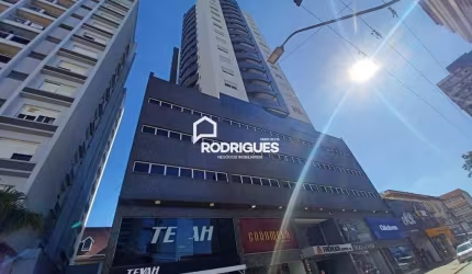 Apartamento com 2 quartos para alugar na Rua Independência, 1055, Centro, São Leopoldo por R$ 3.000