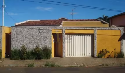 Casa com 3 quartos para alugar no Jardim Paraíso, São Carlos  por R$ 7.389