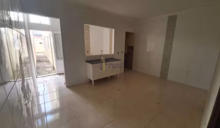CASA NA CIDADE ARACY