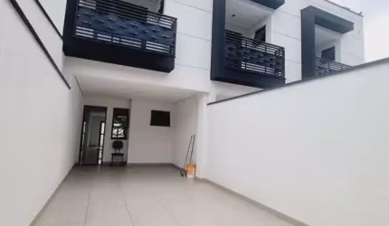 Sobrados Novos 3 Dormitórios, 1 Suíte no Bela Vista.