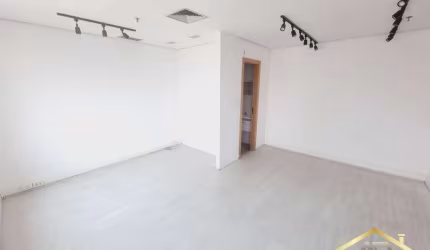 Sala Comercial 31m²  - Pronta na Vila Osasco - Aceita Financiamento.