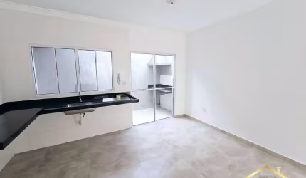 Casa em Condomínio 73m² - 2 Quartos no Jaguaribe.