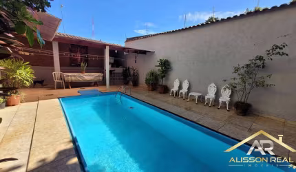 Linda Casa com piscina, jardim das Flores, Osasco, São Paulo.