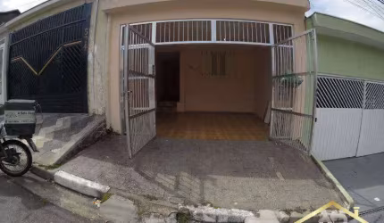 Casa Térrea -  Jardim das Flores, 2 Dorms. e 155m².