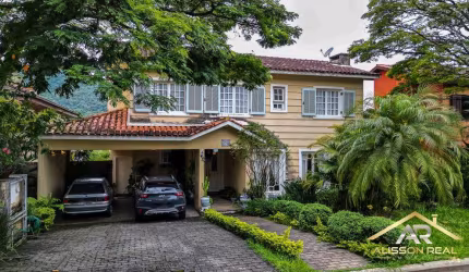 Casa em Alphaville Residencial 10, 480m² - para locação.