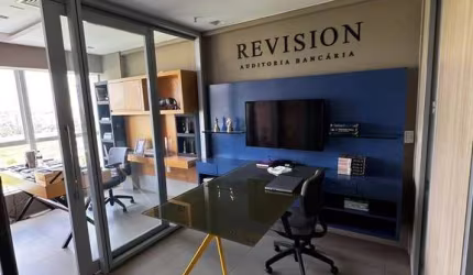 Linda sala comercial, 61m², 1 vaga, Mobília planejada.