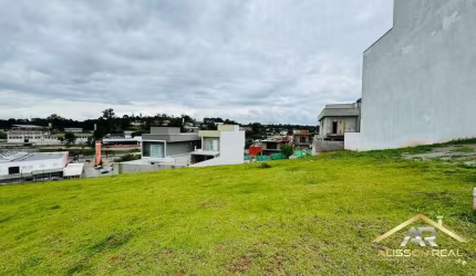 Terreno à venda, 2 lotes nº 80 e 81, com 143,09m² e 141,73m², disponivel.