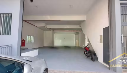 Excelente Salão Comercial Bela Vista - 220 m2 e 2 banheiros - 8.000,00