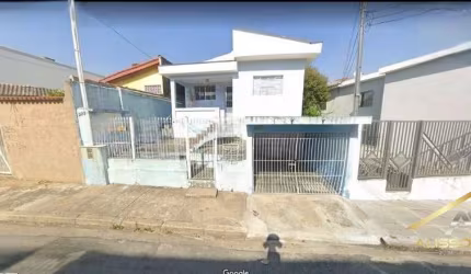 Casa Térrea Jd. das Flôres/Pestana 03 dormitórios + edícula com 02 quartos.