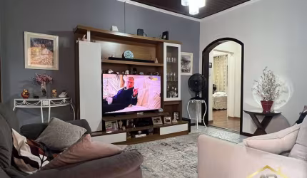 Casa com 3 Quartos à venda, 212 m² por R$ 855.000,00 - Umuarama - Osasco.